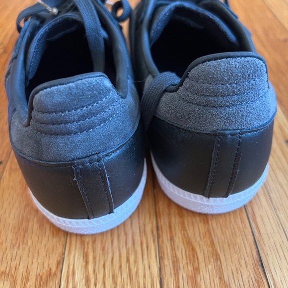 NIB Adidas Samba ADV “CARBON” W7.5 Black Carbon Silver IG7572 *Limited Release* - Picture 7 of 10